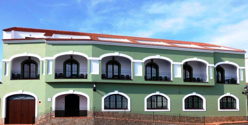 Apartamentos Trinidad Alange Esterno foto