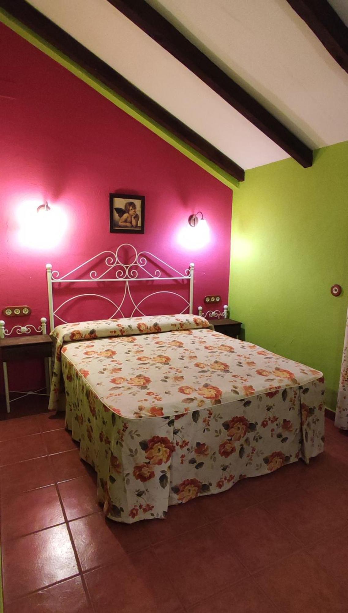 Apartamentos Trinidad Alange Esterno foto