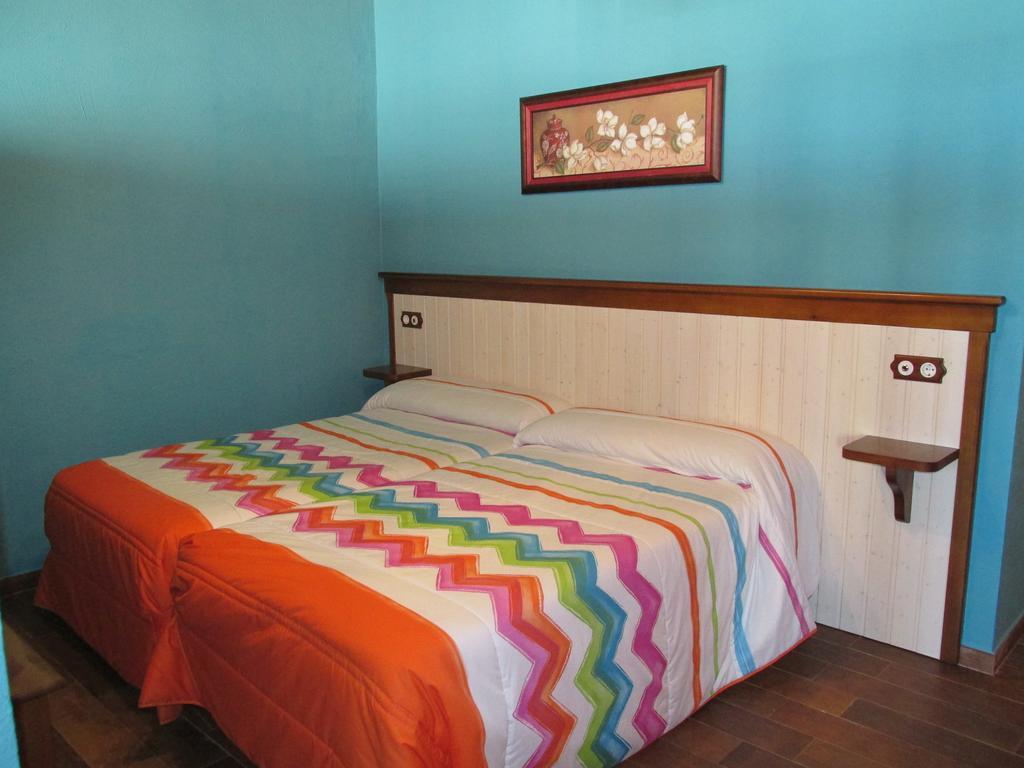 Apartamentos Trinidad Alange Esterno foto