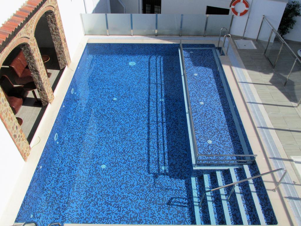 Apartamentos Trinidad Alange Esterno foto